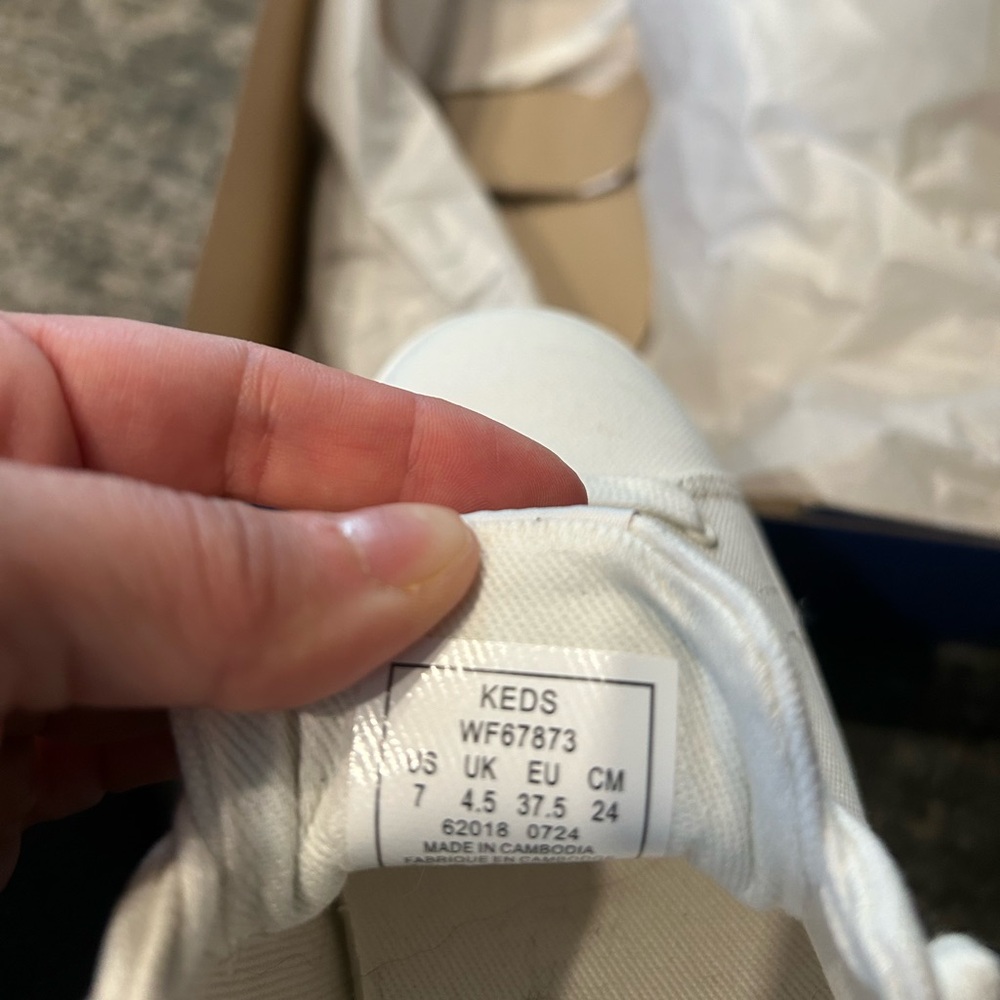 Keds Women's Skyler Lace Up Sneaker - Picture 6 of 9